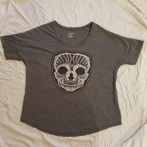 Stitched skull tee